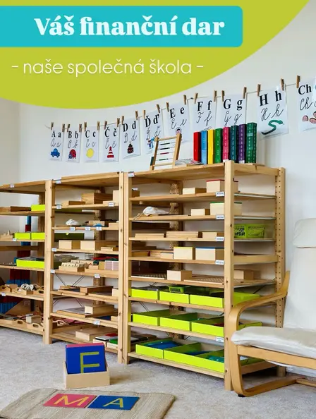 DĚKUJEME ZA VAŠE FINANČNÍ DARY! ❤️
Naše dlouholetá „gentlemanská dohoda“ s rodiči má smysl. A právě teď, při přípravách na nový školní rok, je krásně vidět proč.
Chceme poslat OBROVSKÉ DÍKY všem rodičům, kteří se rozhodli naši školu podporovat také finančním darem do spolku Juvenisu, z. s. 🙏
Díky těmto darům můžeme naši školu dlouhodobě rozvíjet a vytvářet pro žáky prostředí, které jde nad rámec toho, co může zajistit samotné financování státní školy.
Co konkrétně díky vaší podpoře můžeme žákům nabídnout?
❣️ dva pedagogy ve třídě
❣️ rodilého mluvčího
❣️ plně vybavené a připravené prostředí s kvalitními Montessori pomůckami
❣️ výlety, exkurze a další zážitkové aktivity, které můžeme hradit přímo z prostředků spolku
❣️ a mnoho dalších věcí, které pomáhají vytvářet školu, ve které se dobře učí dětem i dospělým.
Myslíme i na vás, rodiče. ❤️
Z prostředků spolku pravidelně pořádáme také formální i neformální setkání, odborné přednášky a semináře, kde můžeme společně sdílet zkušenosti, inspiraci a témata, která jsou pro nás důležitá.
A co se děje právě teď?
Přípravy na nový školní rok jsou v plném proudu. 🙏
Připravujeme pro žáky prostředí, ve kterém se budou cítit dobře. Protože i to je pro nás důležitou součástí školy.
Nakupujeme nový nábytek, zútulňujeme třídy, doplňujeme pomůcky a ladíme poslední detaily, aby bylo v září všechno připravené.
A tohle všechno můžeme dělat i díky vám.
Děkujeme všem rodičům, kteří se na této cestě s námi podílejí.
Díky vaší podpoře můžeme společně tvořit školu, do které chodí žáci – a doufáme, že i my dospělí – s radostí. 🤍
Protože škola není jen budova a výuka. Je to prostředí, které společně tvoříme.