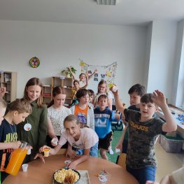 Divadelní přehlídka v Loutkovém divadle, oslava