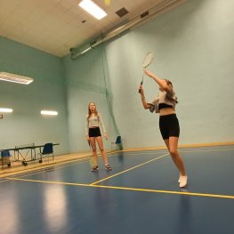 Sportujeme i bez naší tělocvičny - II.A a II.J
